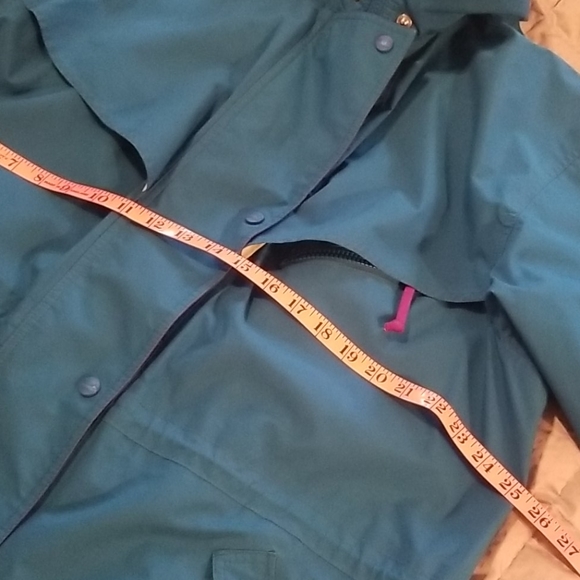 Vintage LL Bean winter snow/rain jacket - Picture 9 of 11
